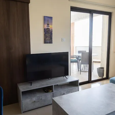 Nautica Luxe Heritage Apartment *